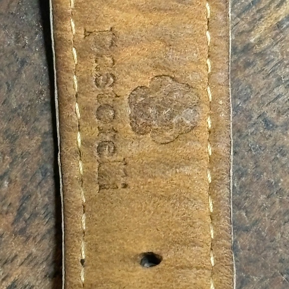 Pastorelli Womens Tank Style Watch Silver Tone Case Mother Of Pearl Dial Works - Picture 6 of 6